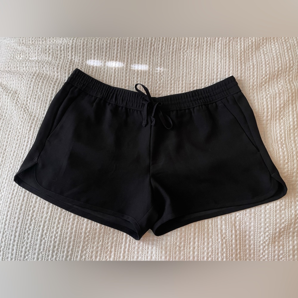 Black Banana Republic dress shorts